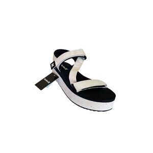 Hurley Zesty Platform Strappy Sandals Womens Size 11 Off White Adjustable NEW